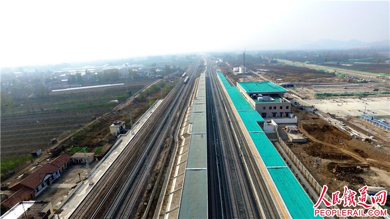 中国铁建十六局集团公司符夹铁路项目部受到表彰